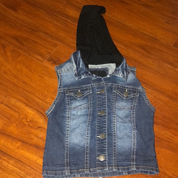 All Lower vest with hood - Picture 1 of 4